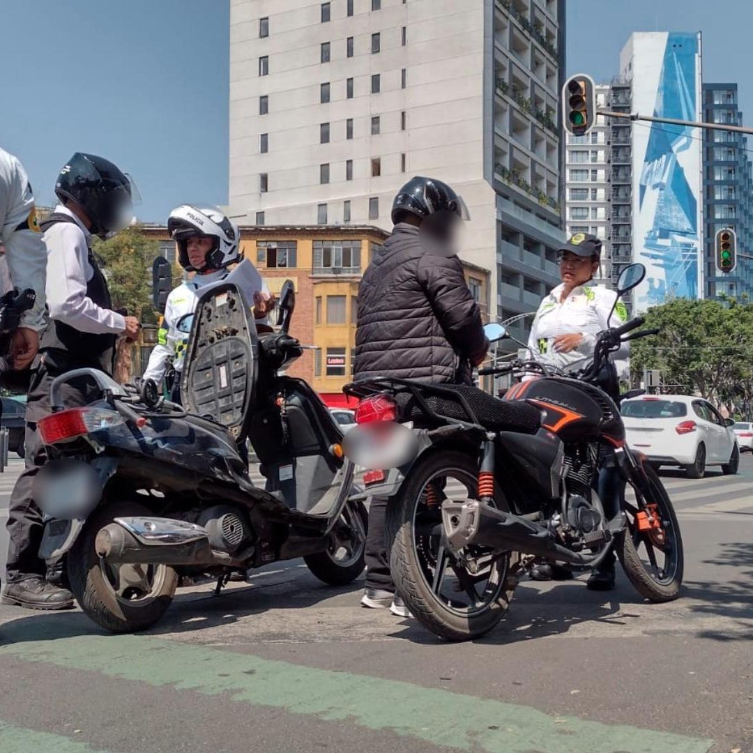 Operativo a motociclistas por policías de la CDMX el 23 de octubre.