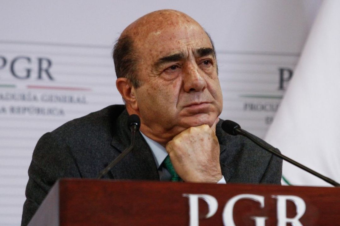 FGR impugnará medidas cautelares de Murillo Karam