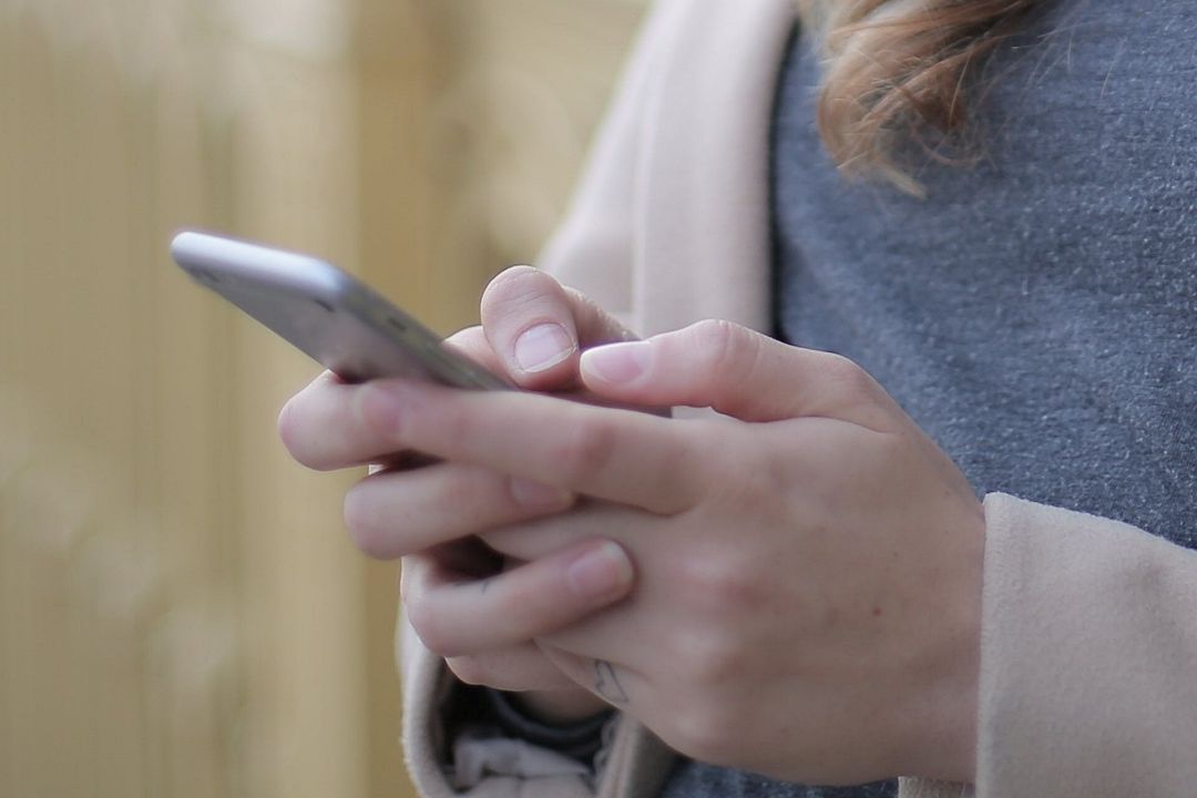 Lanzan App Bnka para finanzas personales de migrantes