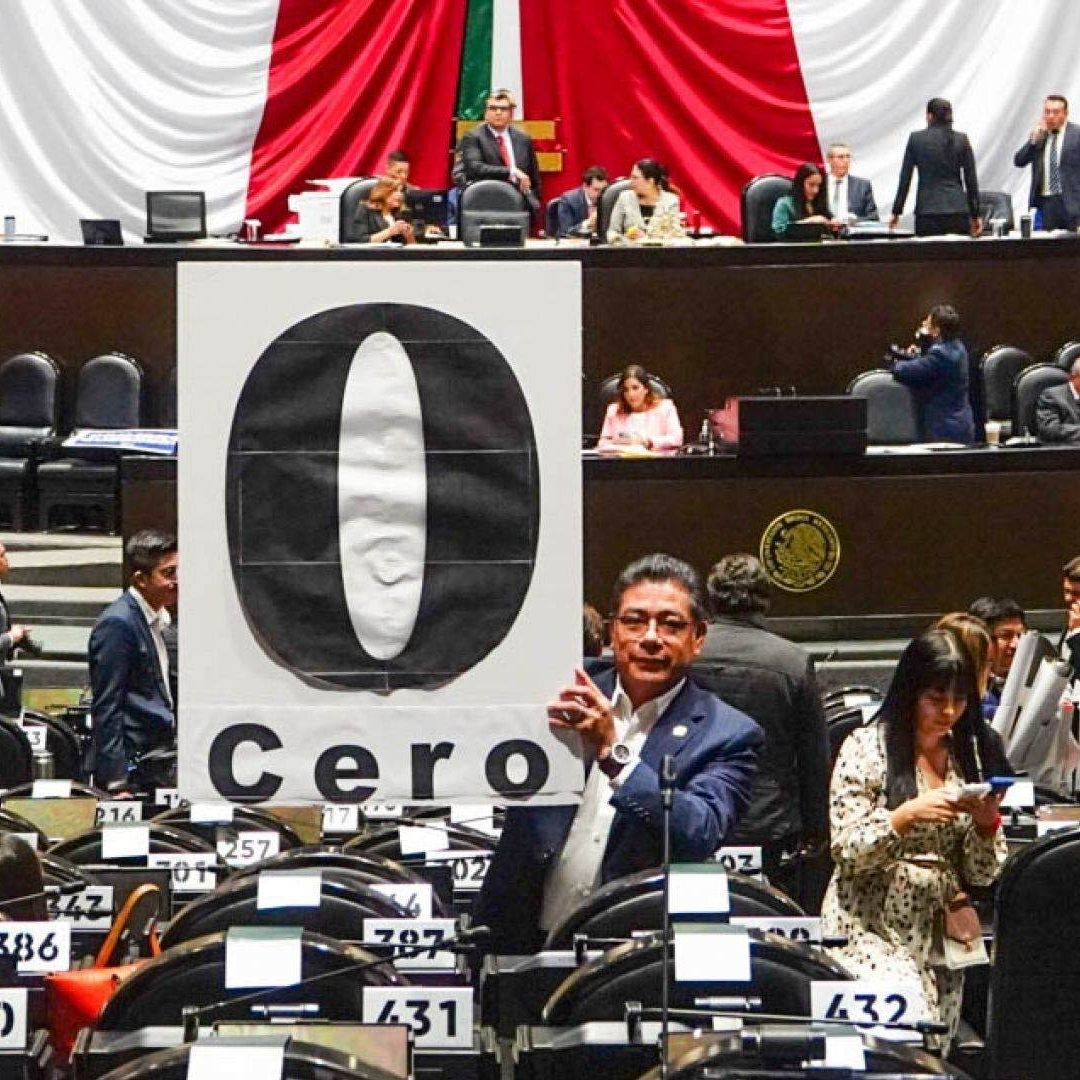 Diputados critican el rechazo a etiquetar recursos para reconstrucción de Acapulco.