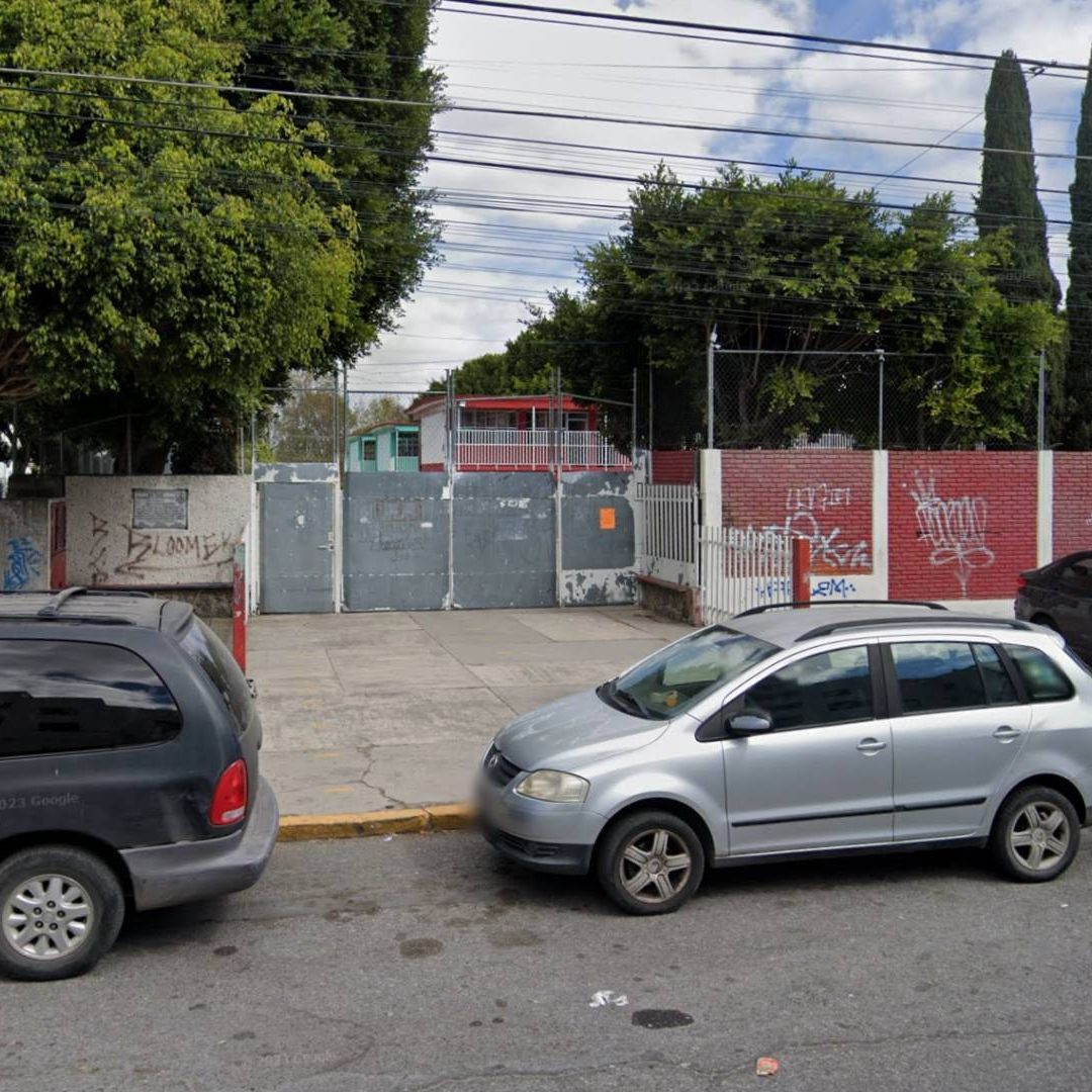 Un maestro realizó tocamientos a una niña de Primaria en sus partes íntimas.