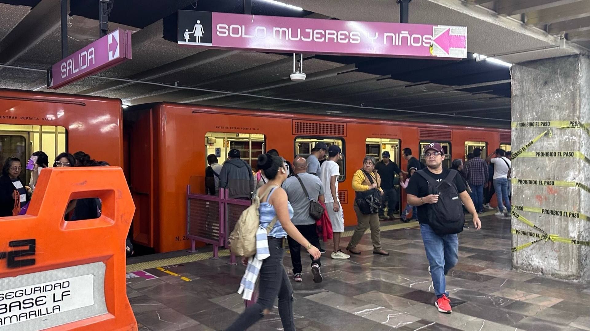 Comienza Cierre tramo Línea 1 del Metro y Usuarios Reaccionan