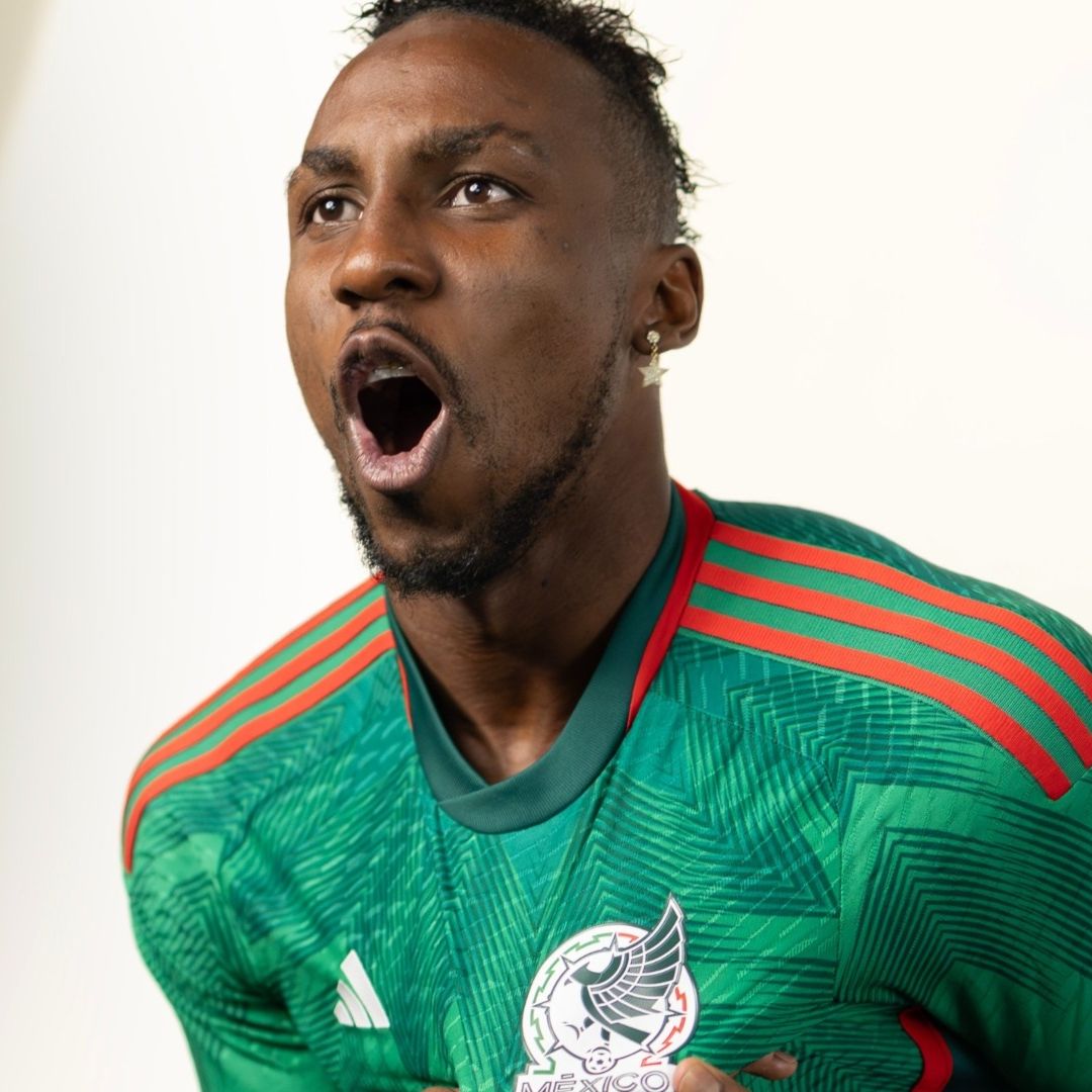 Julián Quiñones podría debutar como seleccionado mexicano ante Honduras. Foto: Twitter: @miseleccionmx