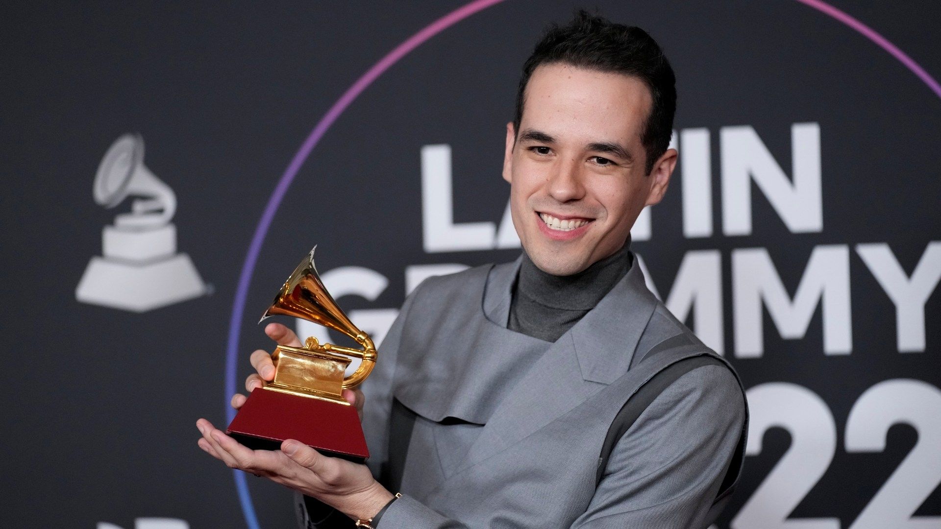 Edgar Barrera, el mexicano nominado al Grammy a mejor compositor