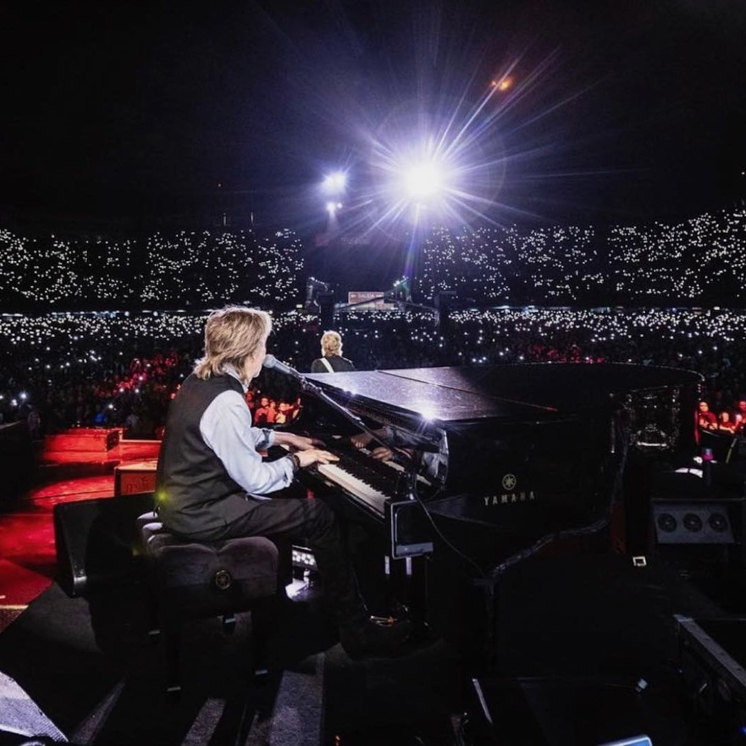 Paul McCartney se presentó ante 65 mil personas en el Foro Sol