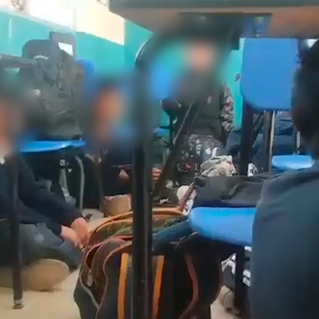 Maestra tranquiliza a niños durante balacera en Tijuana