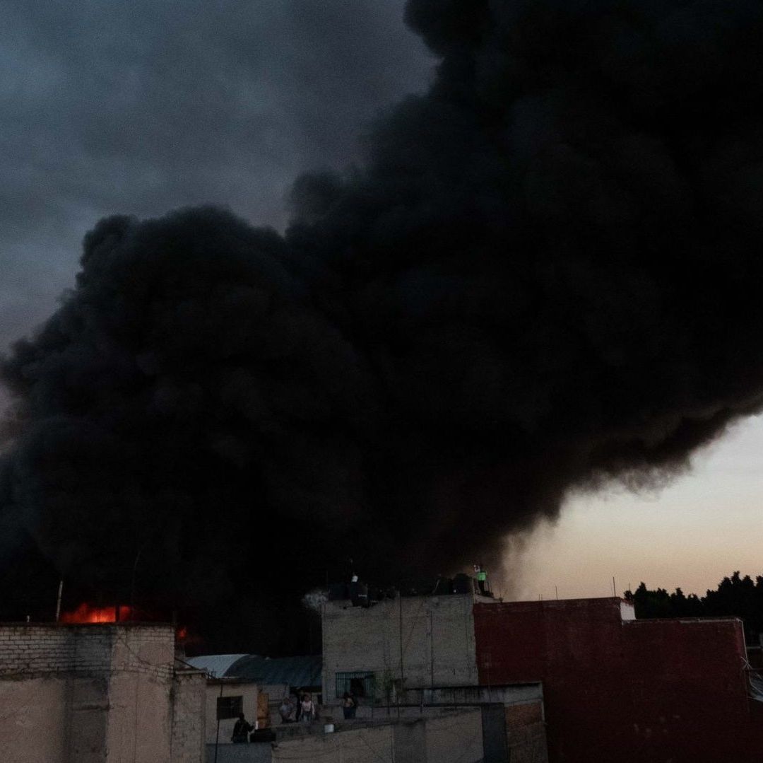 Incendio en bodega de Tepito desde las alturas. Foto: Cuartoscuro