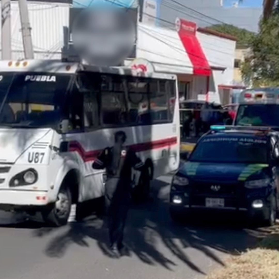 Por imprudencia, arrollan a mujer en la lateral del Blvd. Hermanos Serán.