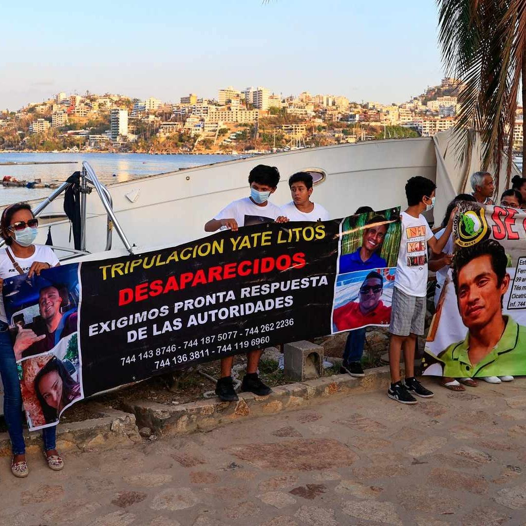 Exigen Búsqueda de Marineros Desaparecidos por el Huracán Otis en Acapulco
