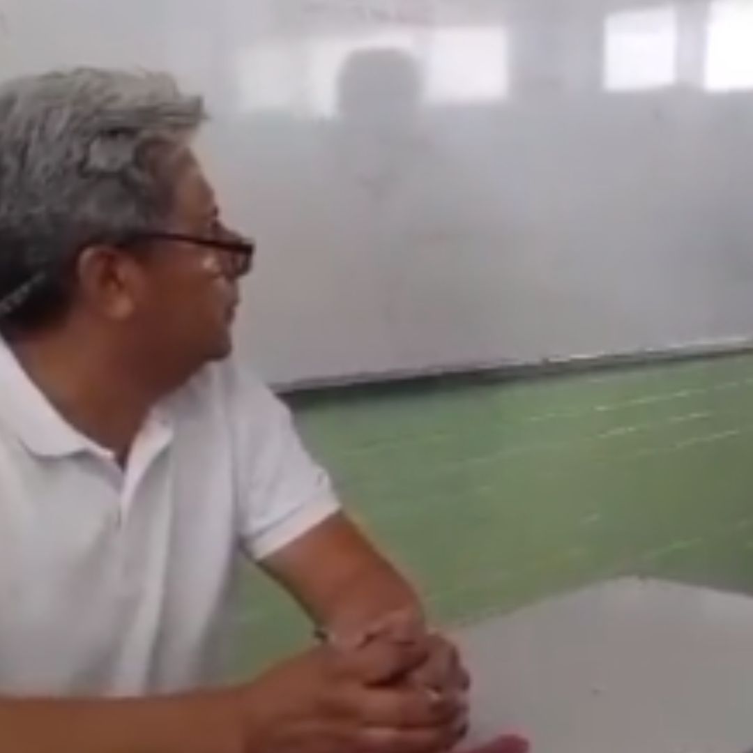 IPN Investiga a Maestro de Voca 8, Golpeado por Alumnas por Presunto Acoso Sexual