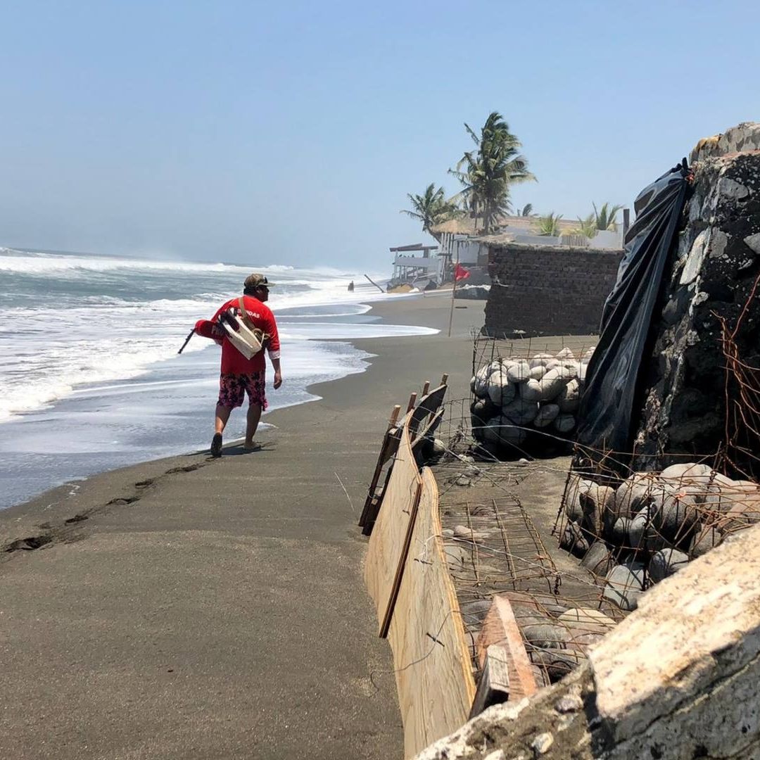 Playa de Miramar en Manzanillo, Colima