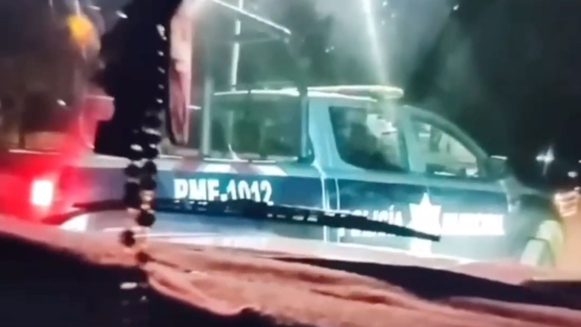 Video policías de Fortín amenazan a pareja