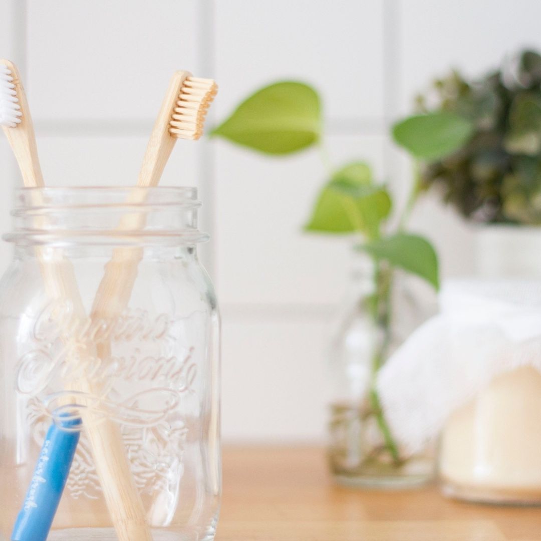Al menos el 70 por ciento no sabe cepillarse los dientes.