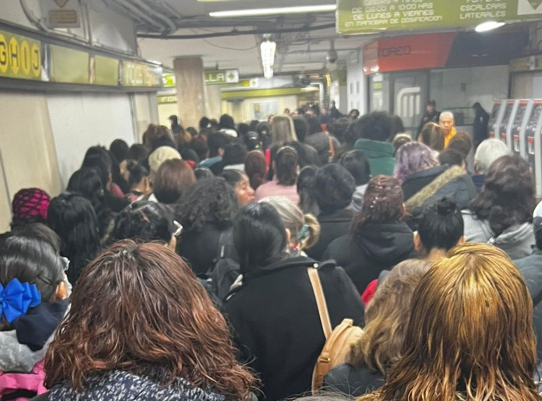 La Línea 3 del Metro CDMX se volvió tendencia luego de que presentara saturación en la mayoría de sus estaciones