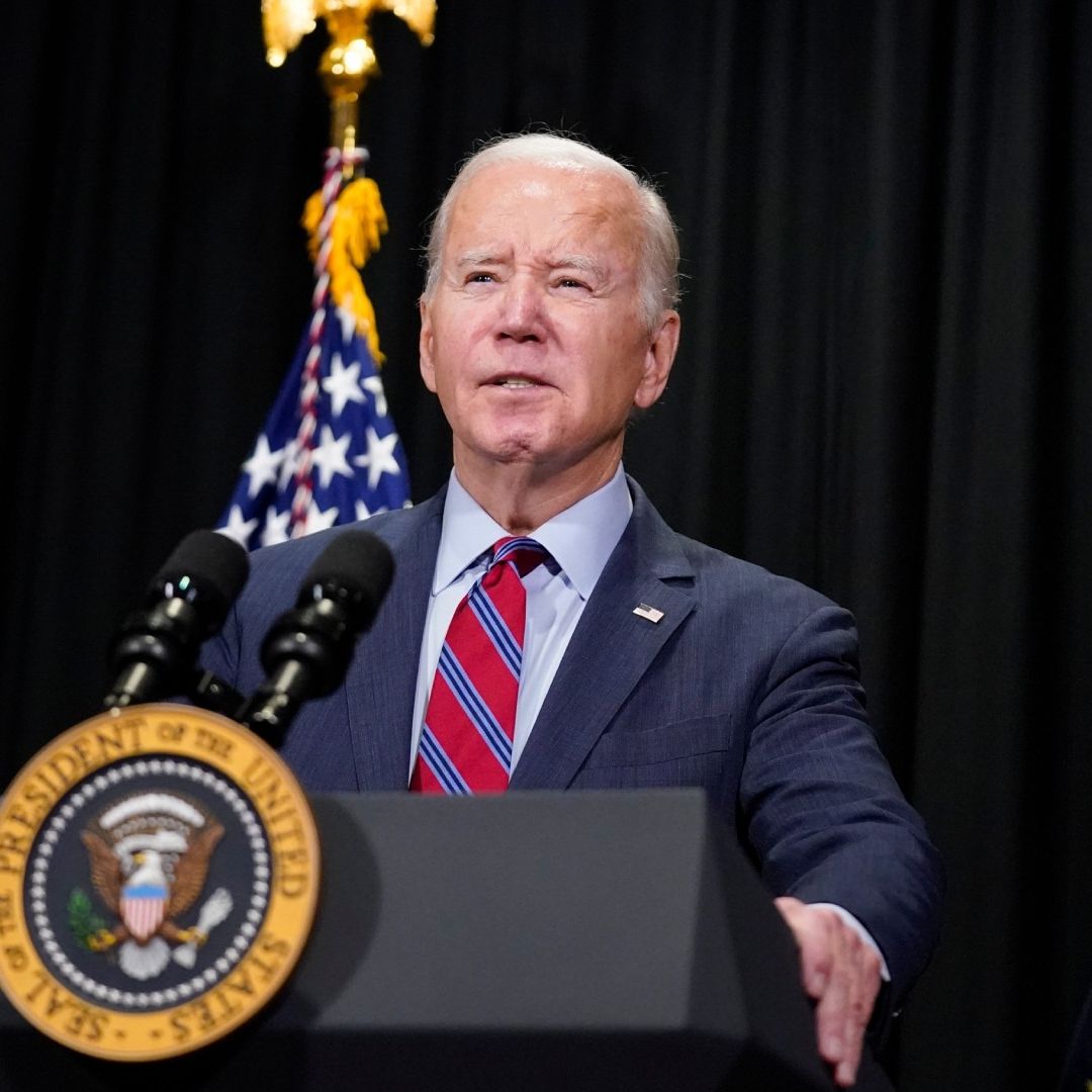 Joe Biden en conferencia en Nantucket, Massachusetts.