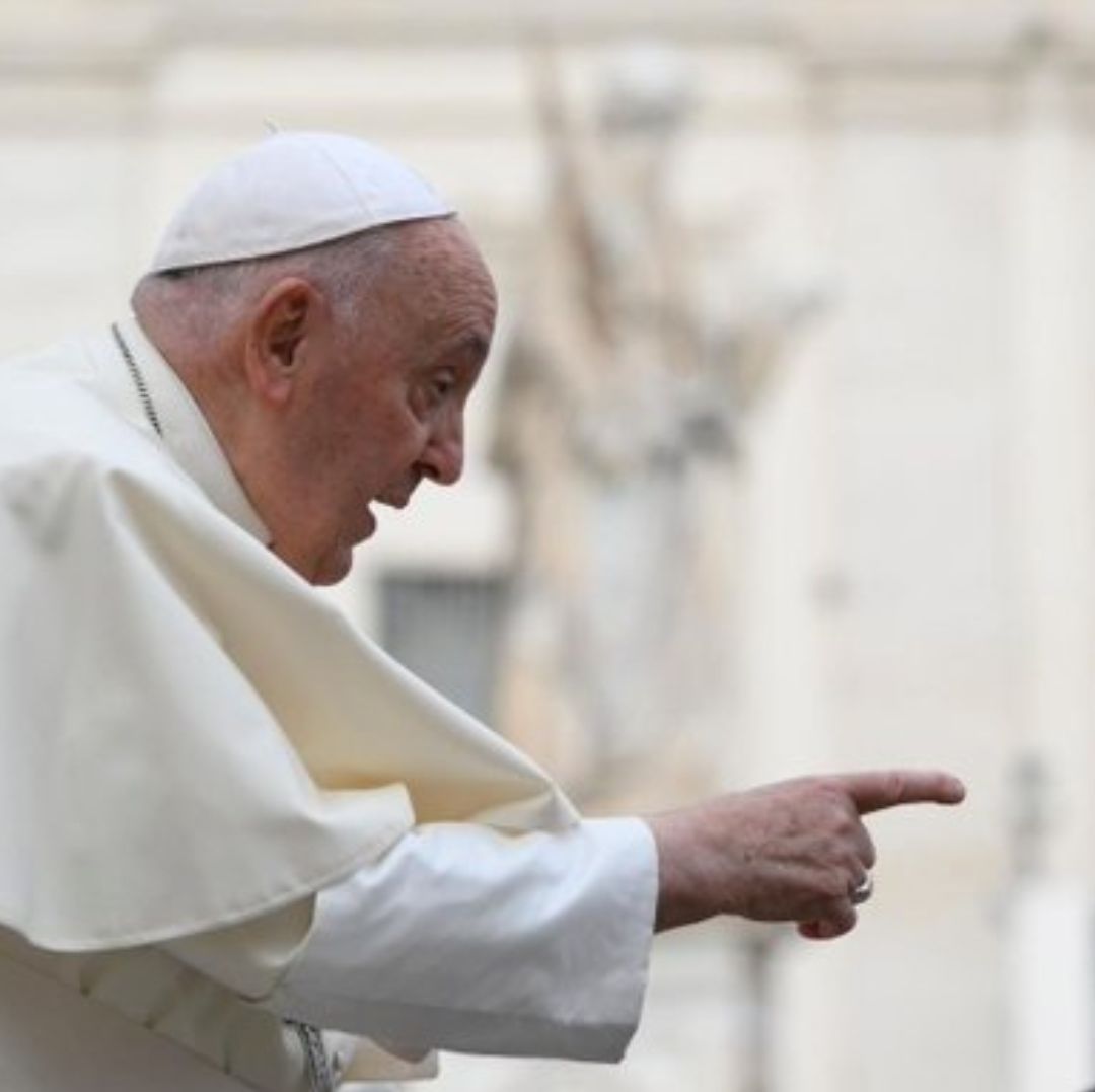 Gripe Leve Obliga al Papa Francisco a Cancelar Audiencias Matinales