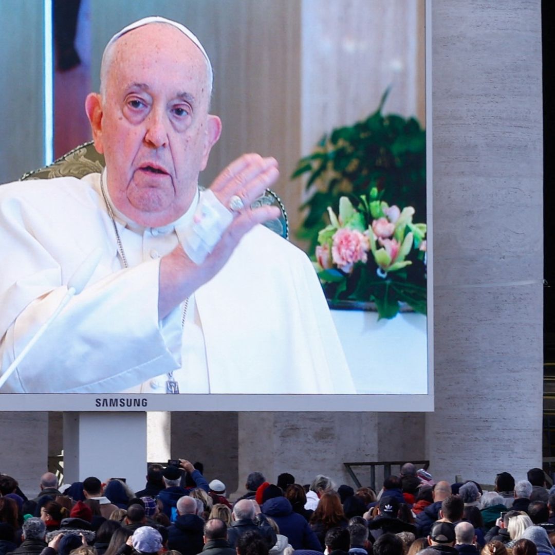 Papa Francisco Dice que Tiene una "Inflamación Pulmonar"