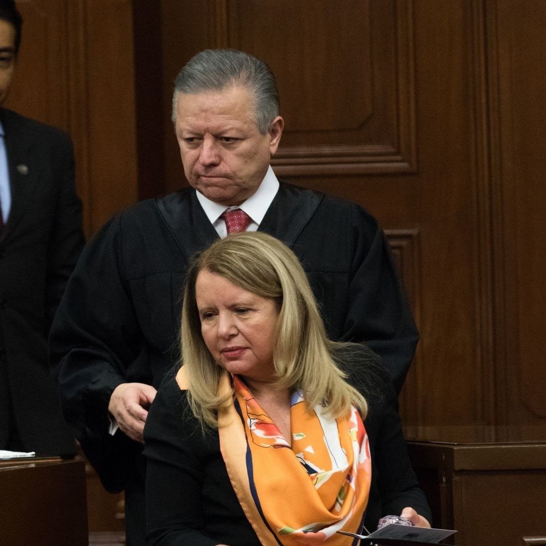 La ministra Loretta Ortiz y el exministro, Arturo Zaldívar