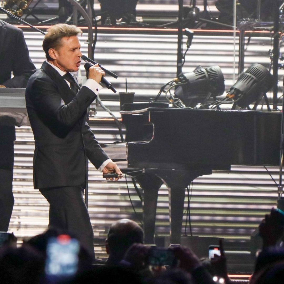 Fans de Luis Miguel deberán elegir reembolso de su dinero por cancelación