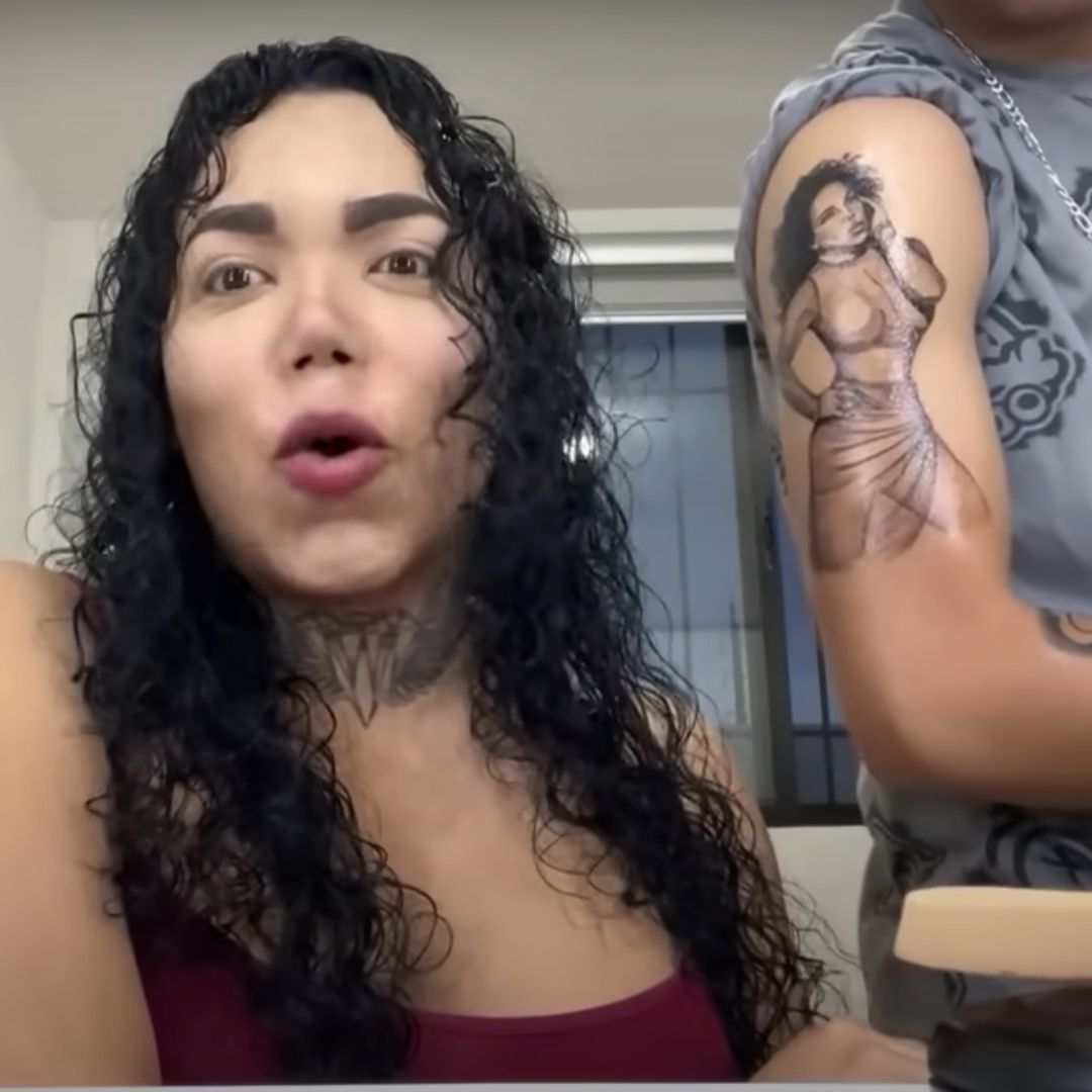 Paolita Suárez Compite con Belinda, Su Novio se Tatúa su Foto