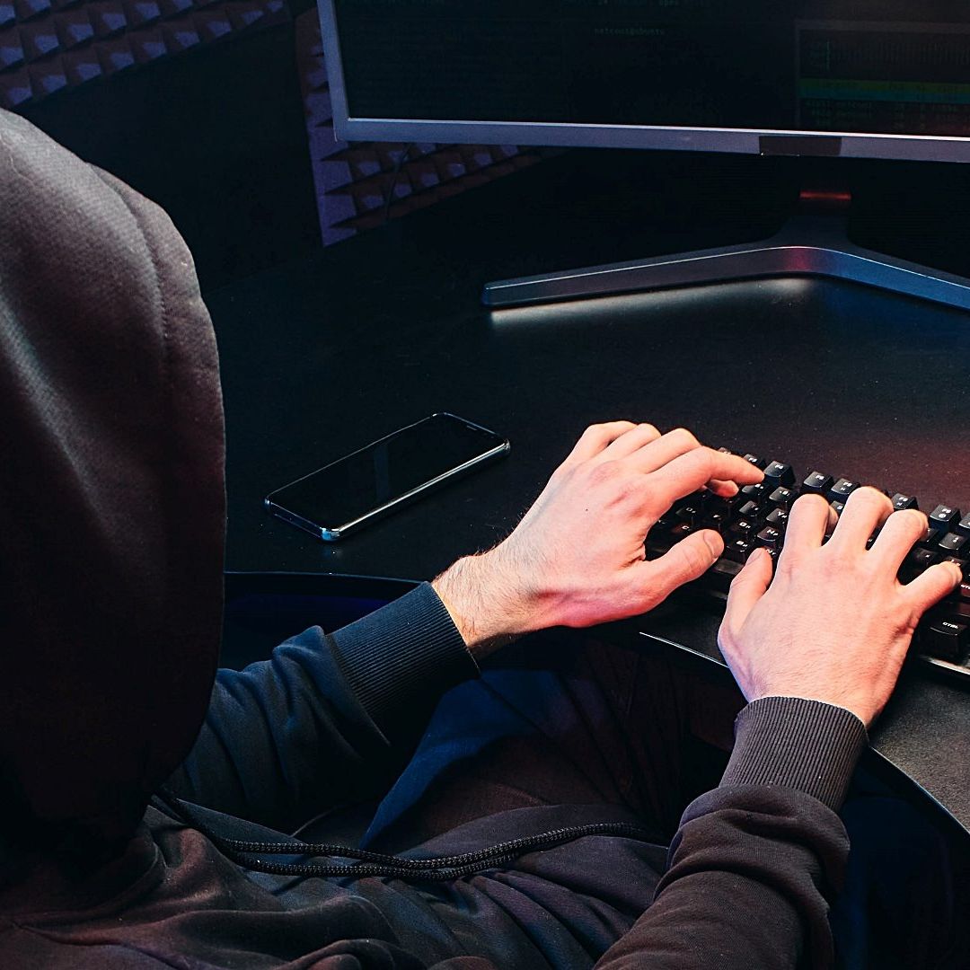 Emiten recomendaciones para evitar fraudes en compra de autos por internet