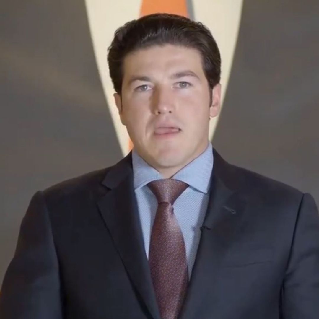 Samuel García buscará competir en 2030; arremete contra PRI y PAN