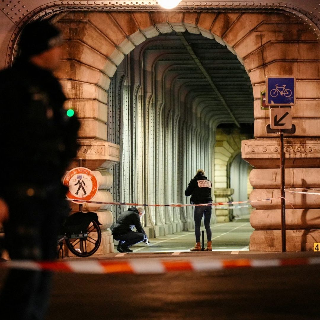Muere turista alemán apuñalado en París, Francia, por extremista islámico