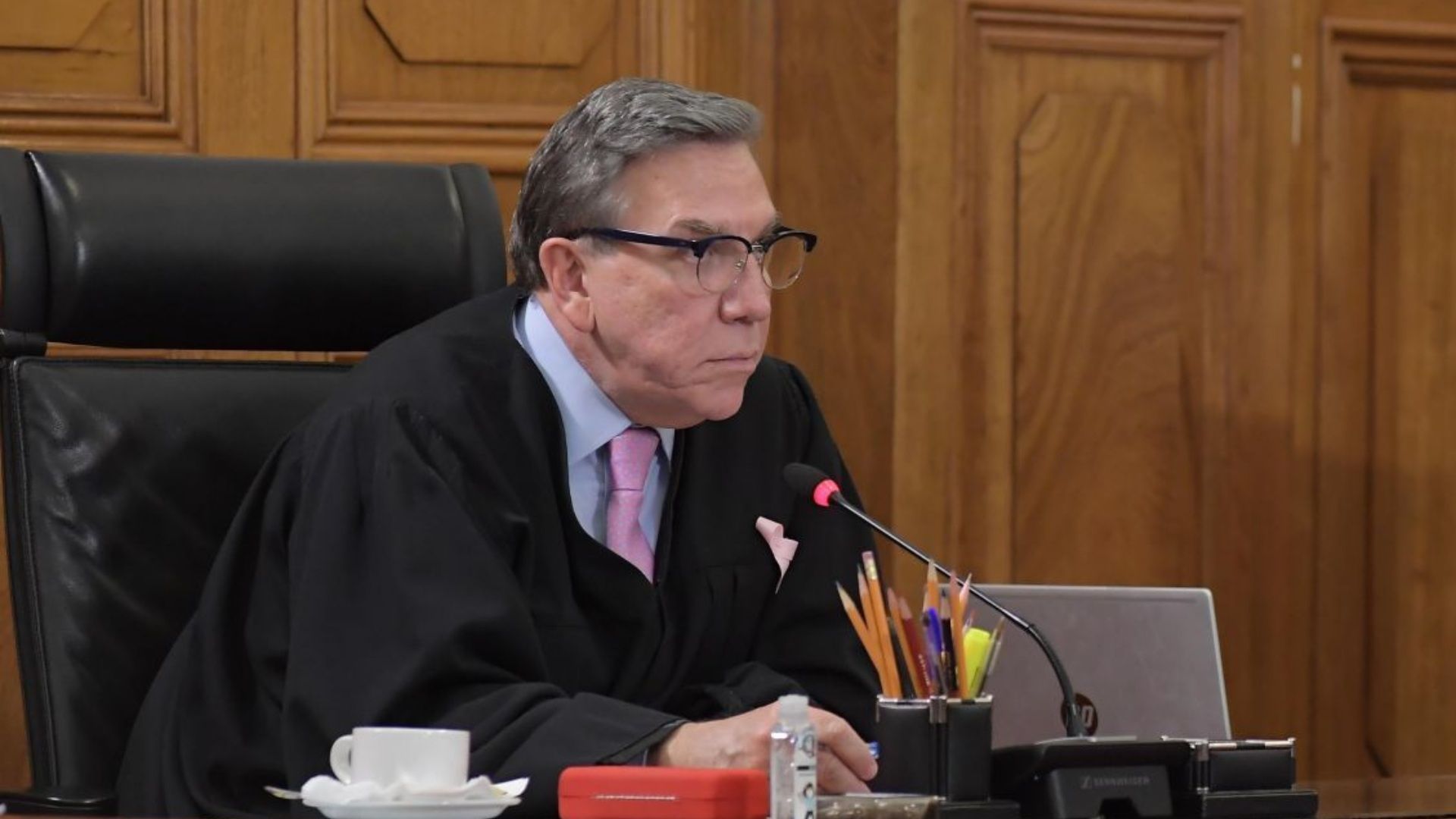 Ordena Ministro Laynez Suspender Extinción de 13 Fideicomisos del Poder Judicial
