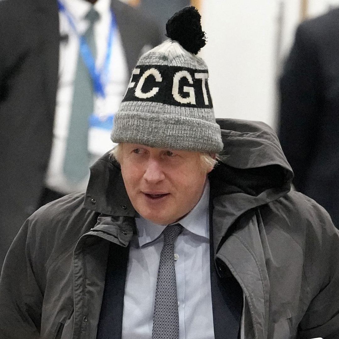 Boris Johnson pide perdón a víctimas de COVID-19 en Reino Unido