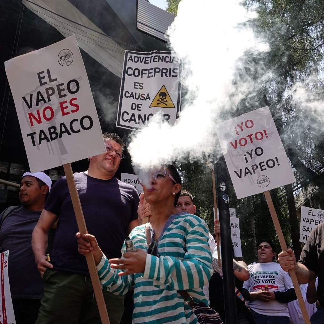 Protesta a favor de vapeadores