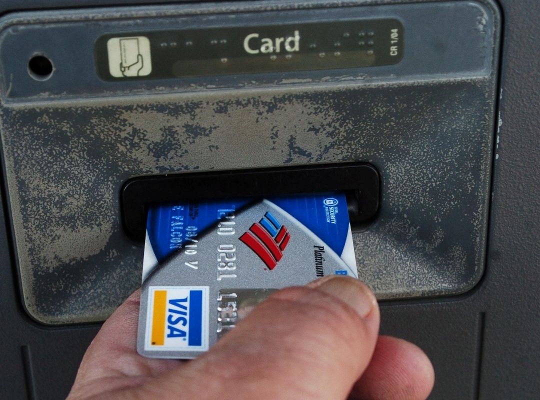 Qué bancos sí abren el 12 de diciebre 2023 en México