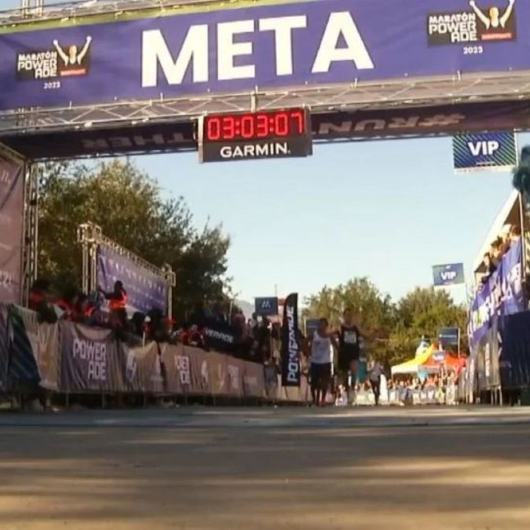 Muere Corredor al Cruzar la Meta Durante un Maratón en Monterrey