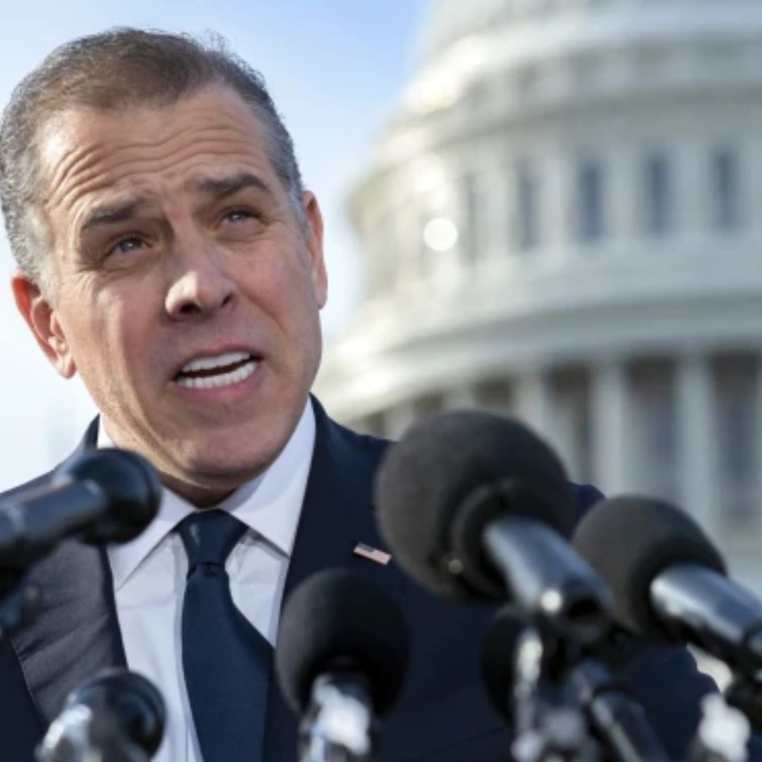 Hunter Biden, hijo del presidente Joe Biden, da una rueda de prensa frente al Congreso de Estados Unidos
