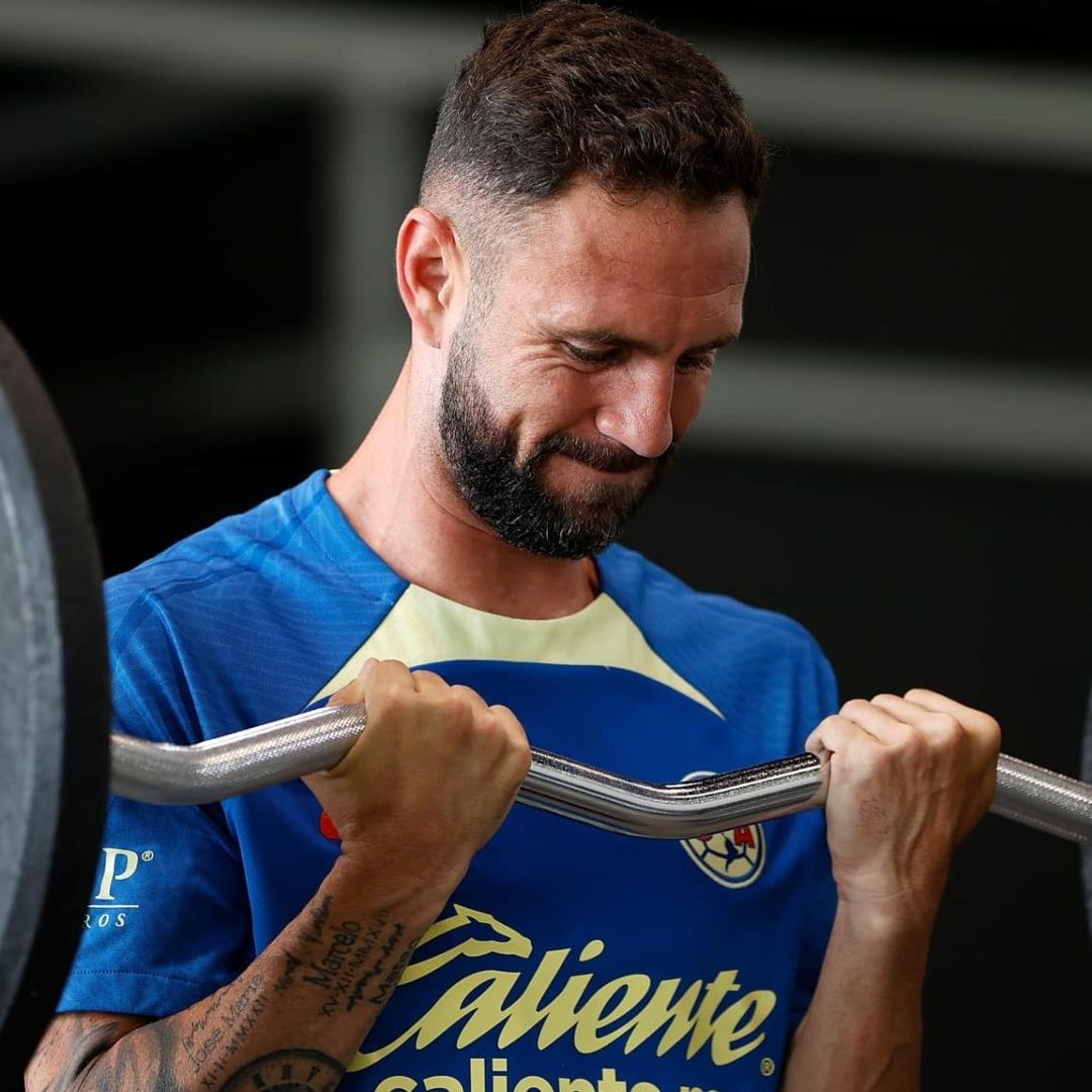 Miguel Layún pondrá fin a 16 años de carrera en el futbol. Foto: Facebook: Miguel Layún