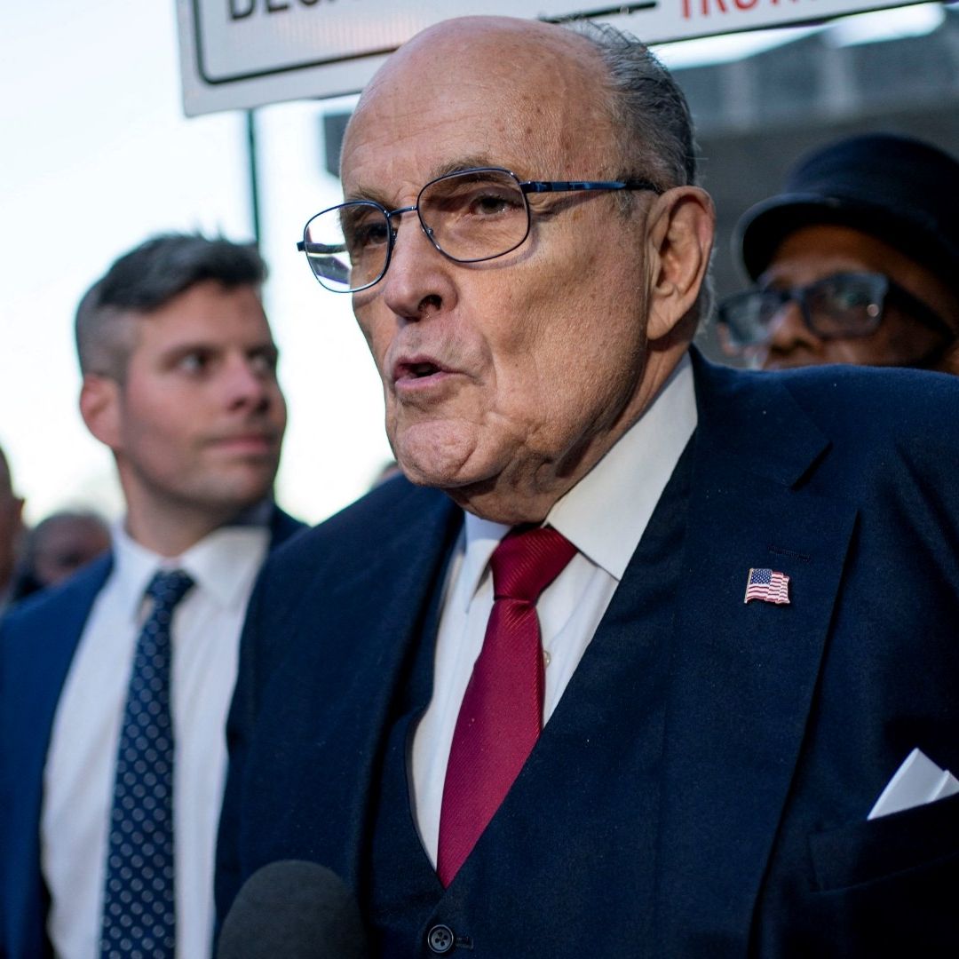 Rudy Giuliani deberá pagar 148 millones de dólares por difamación
