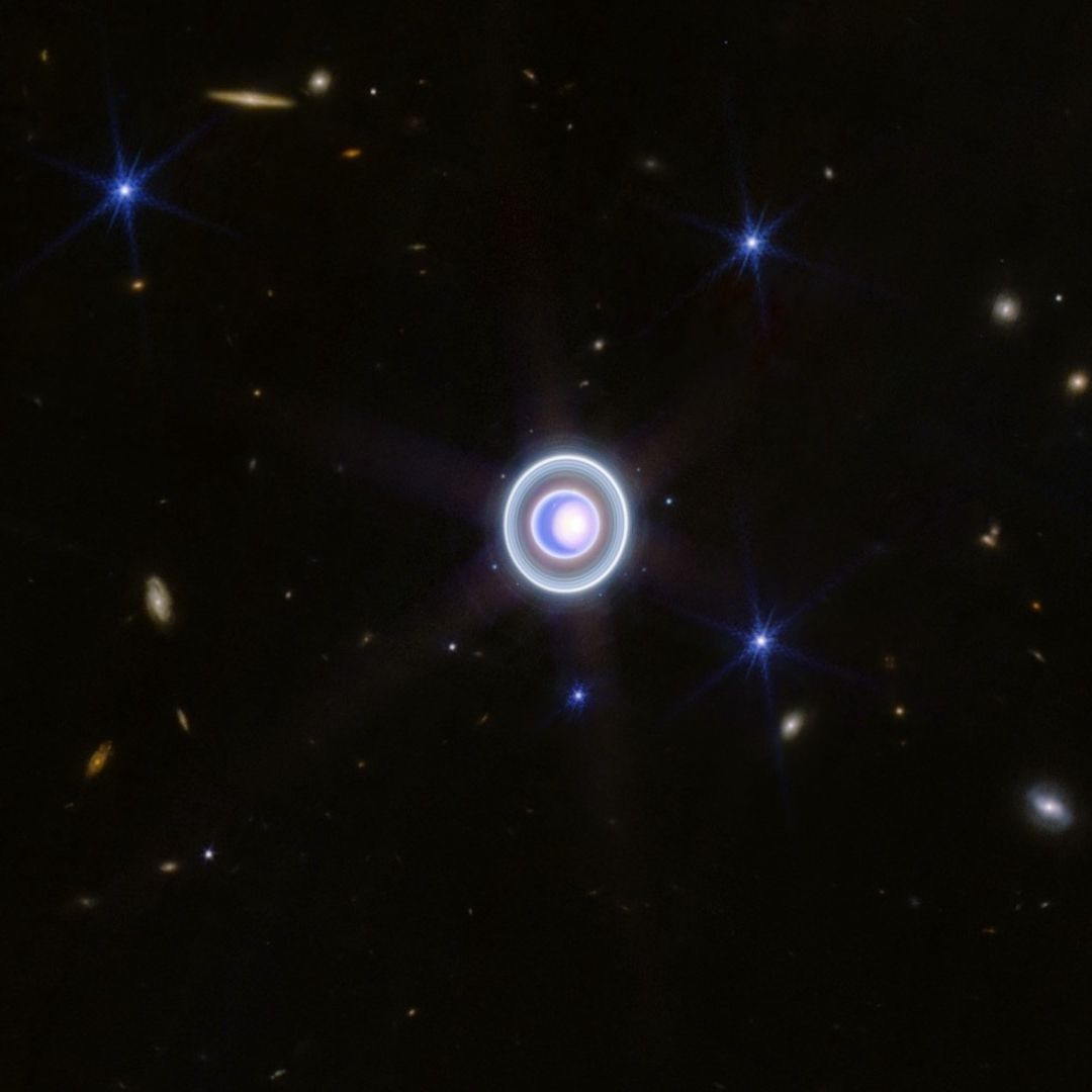 Fotografía de Urano tomada por el telescopio espacial James Webb