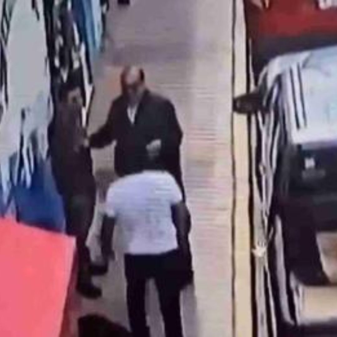 Video: Abuelito Muere al Intentar Detener una Pelea Entre Jóvenes
