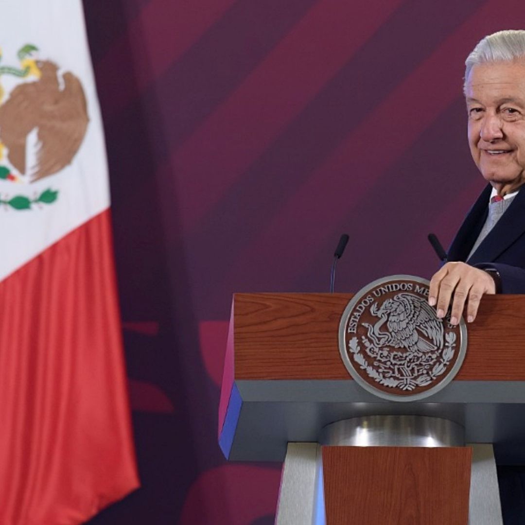 El presidente Andrés Manuel López Obrador presenta su mañanera desde Palacio Nacional