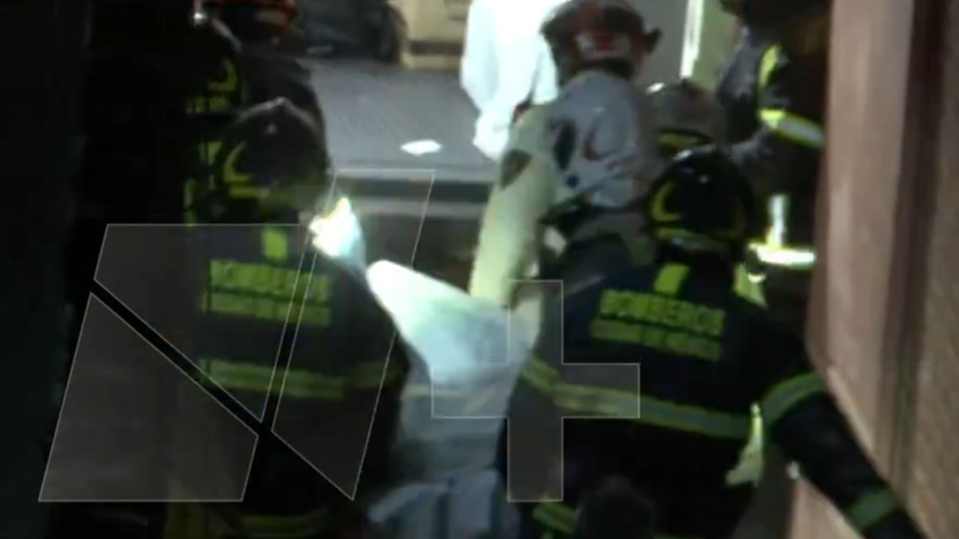 Rescatan Cuerpo de Mujer que Murió Atrapada Tras Explosión en La Del Valle