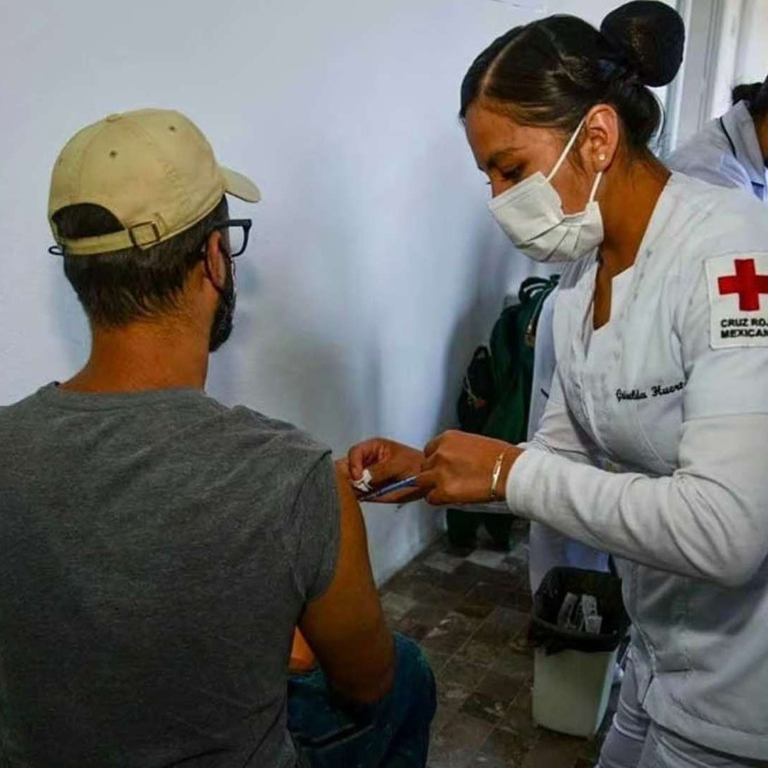 La Cruz Roja Mexicana inició la aplicación de la vacuna COVID de Pfizer en estas sedes de CDMX y Edomex
