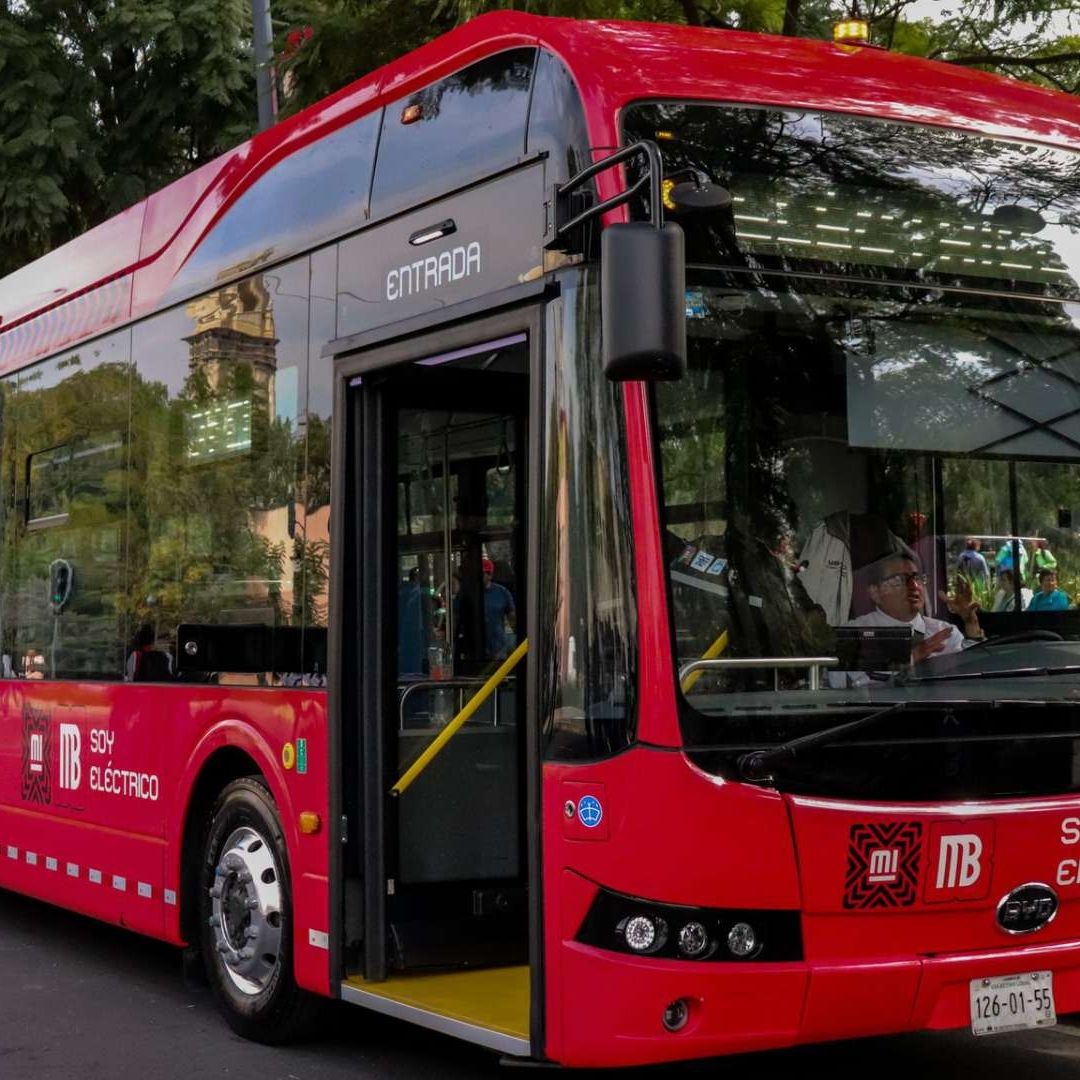 El Metrobús, Tren Ligero, Trolebús, Cablebús, RTP y más tendrán horarios especiales el 31 de diciembre y 1 de enero