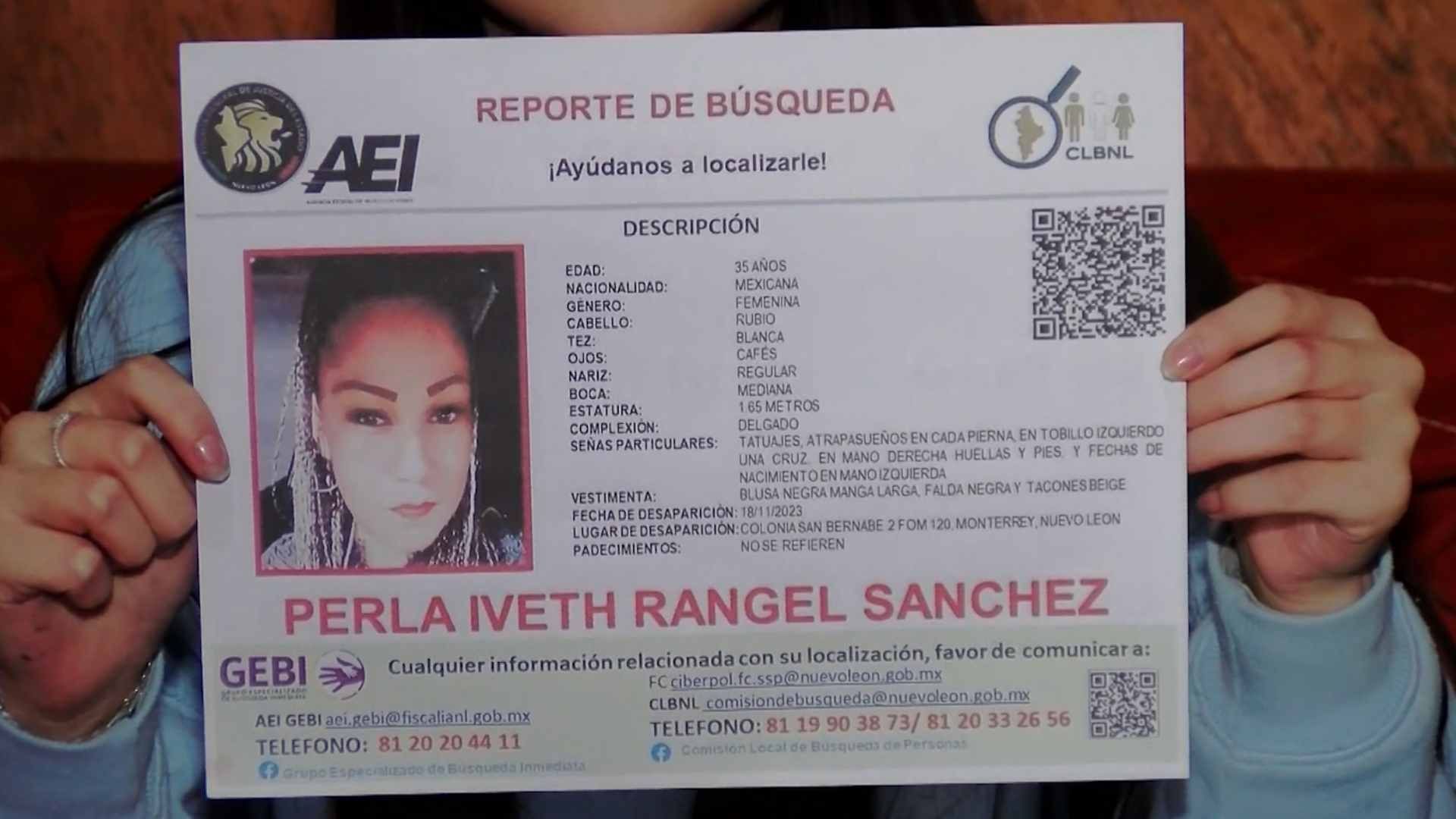Las horas, para ellos transcurren se manera lenta ante la angustia de no saber nada de su madre.