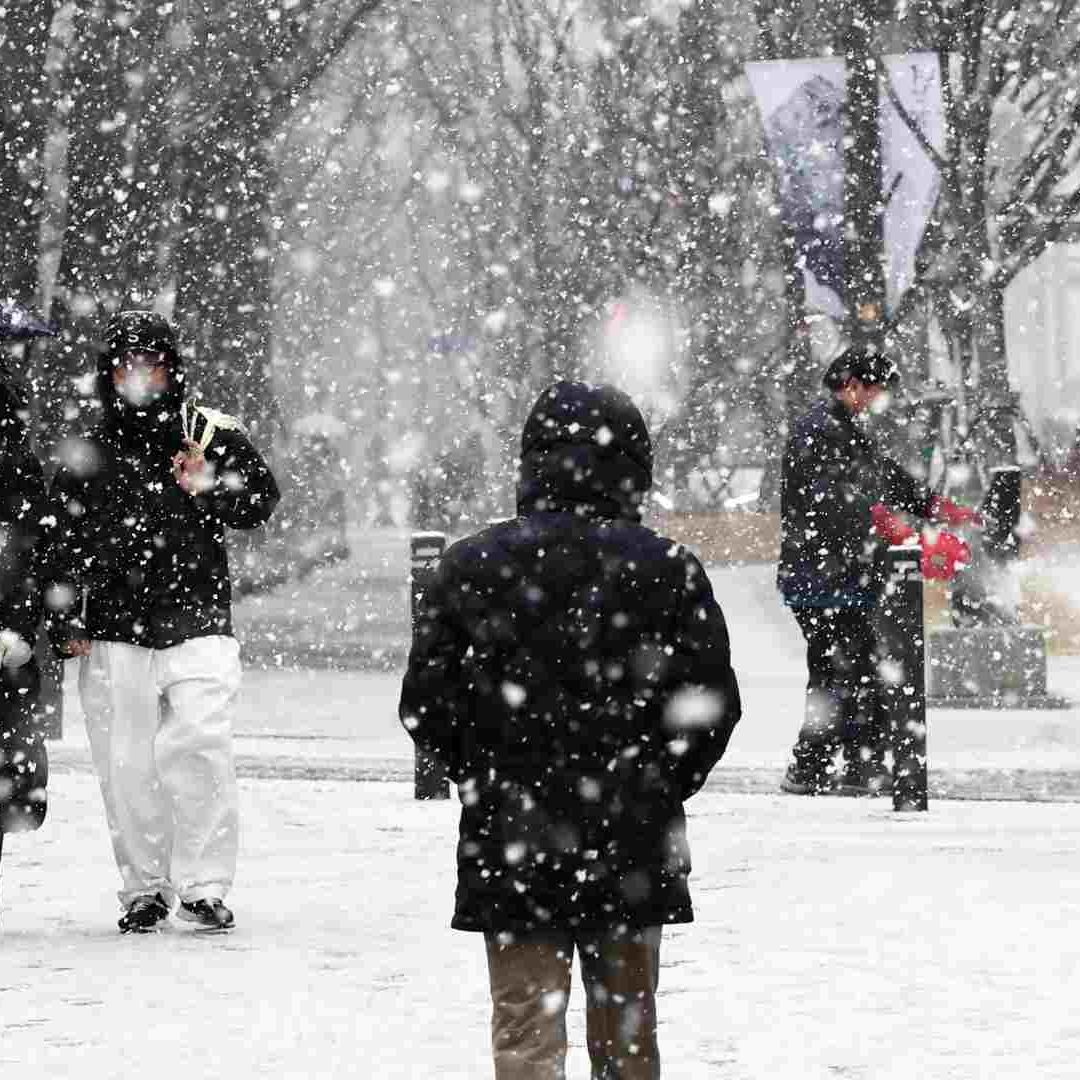 Seúl registra su peor nevada en de los últimos 40 años