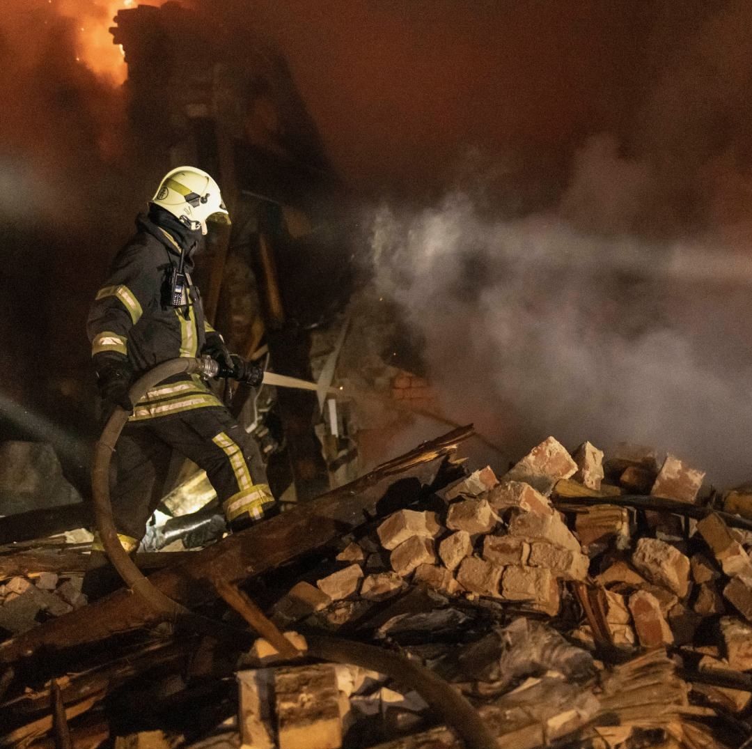 Rusia Lanza Ofensiva tras Ataque de Ucrania que Dejó Decenas de Muertos