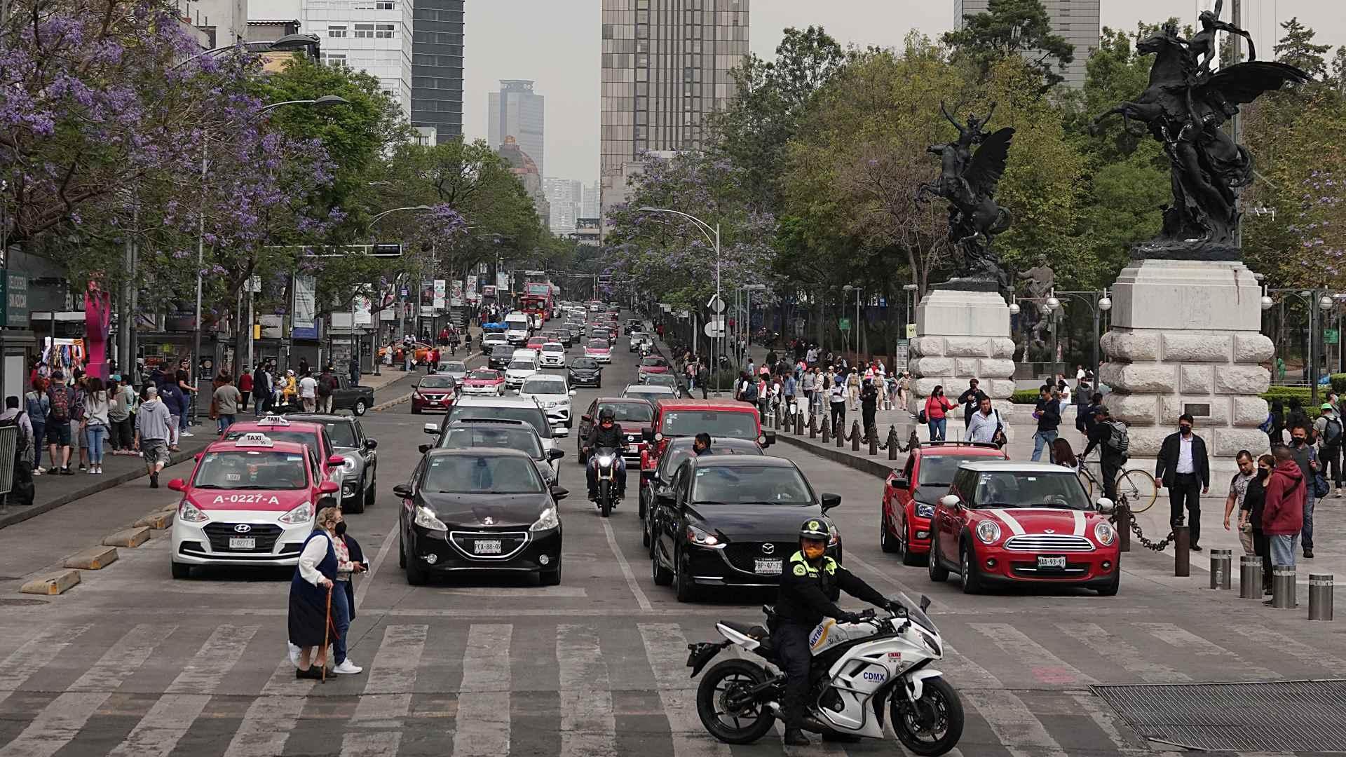 Recibe en este LIVEBLOG de N+ las notificaciones en vivo sobre el tráfico y accidentes hoy viernes 20 septiembre de 2024 en la Ciudad de México