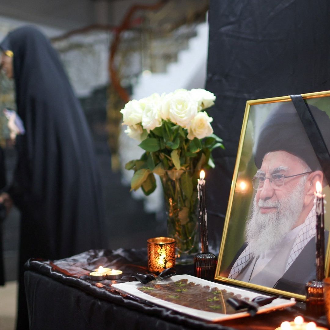 Van Casi 800 Muertos en Irán por la Operación Furia Épica.