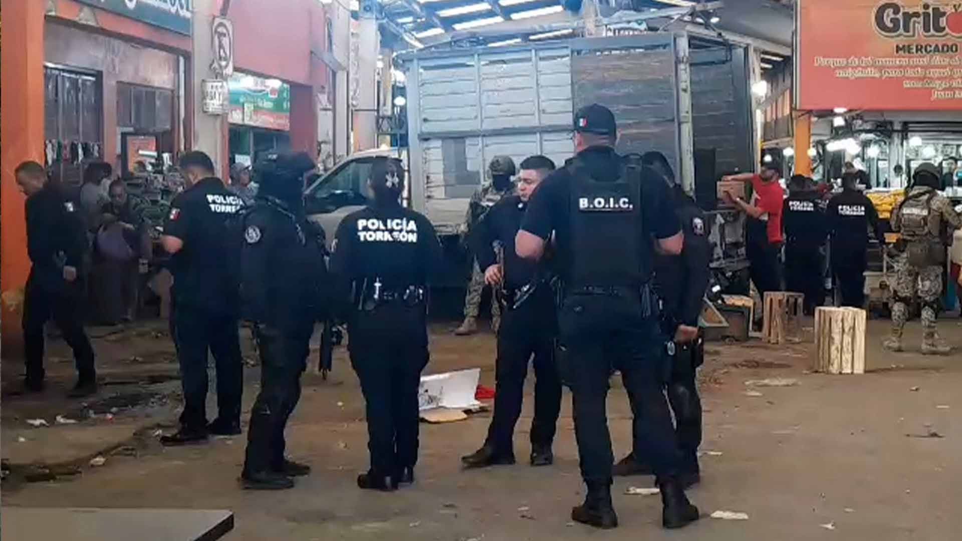 Balean a Hombre en Mercado Alianza de Torreón; Lo Reportan Grave