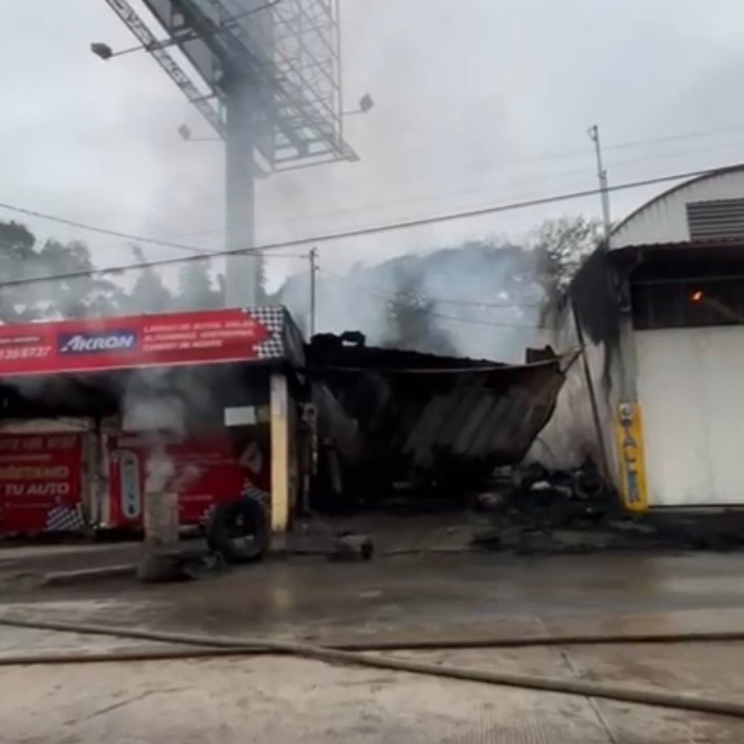 Vulcanizadora quemada en colonia Los Maestros en Córdoba