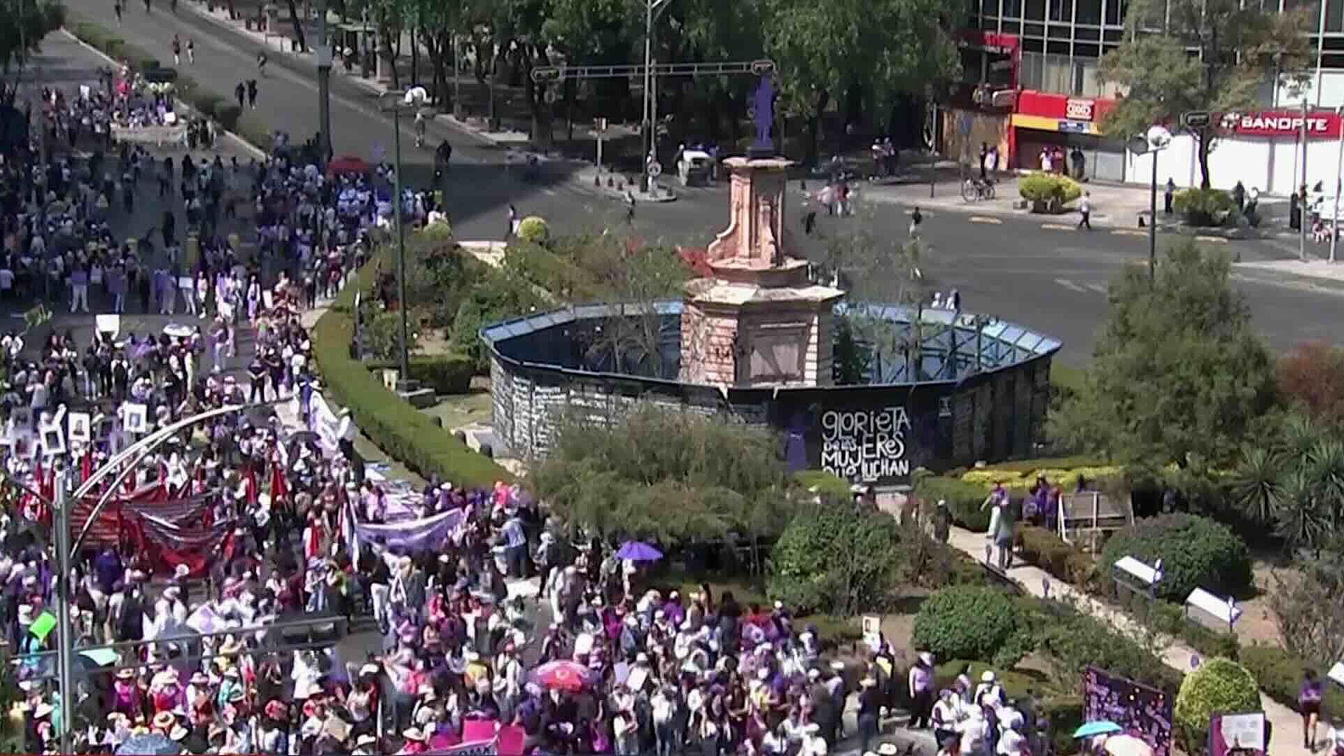 Inicia Marcha del 8M al Zócalo de CDMX con Contingente Mixto en Apoyo a ...