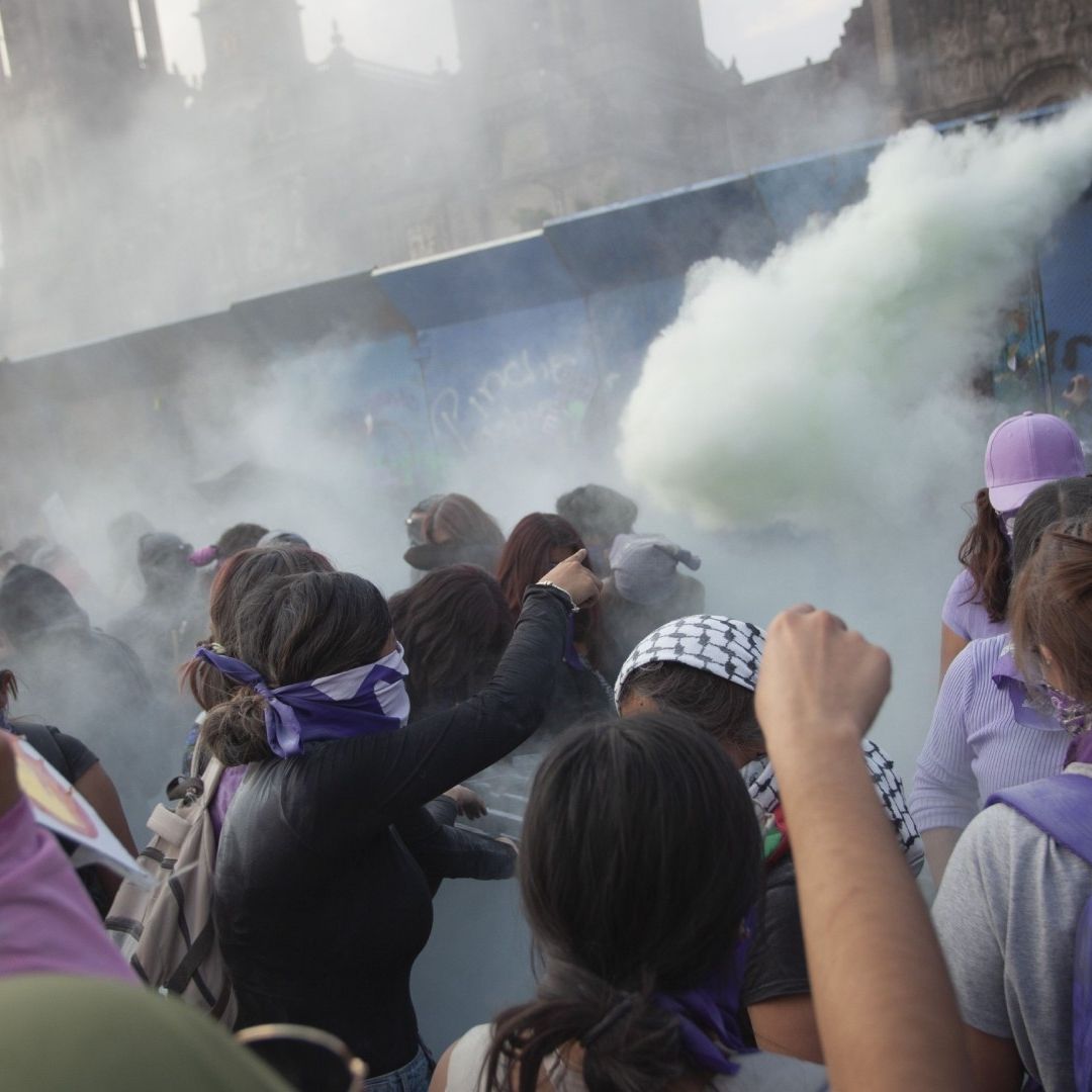Detallan Saldo por Marcha del 8M en CDMX: 8 Detenidos y 90 Heridos Entre Policías y Civiles.